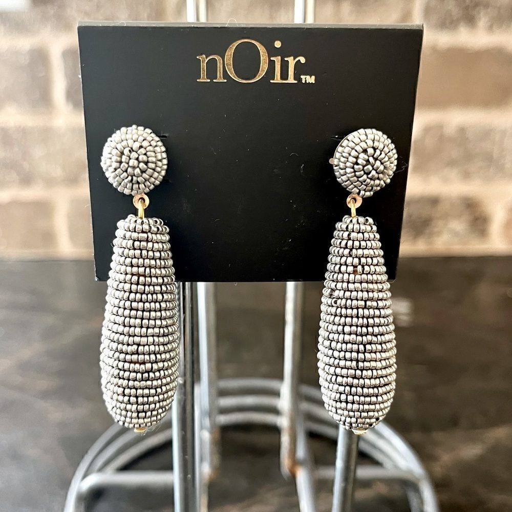 Noir Gray/Silver Beaded Teardrop Post Earrings. NWOT